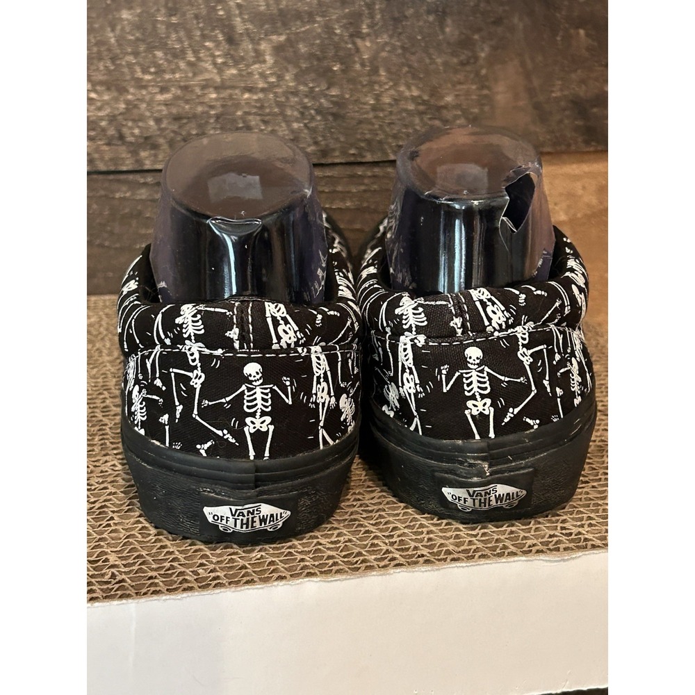 Vans Off the Wall Black Slip On Dancing Skeletons Canvas KIds 7 M7 W8.5 - Picture 6 of 9